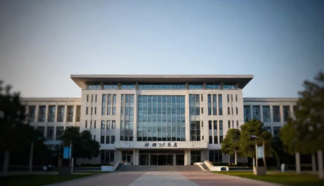 需求反馈机制的两种做法对比，企业如何取舍